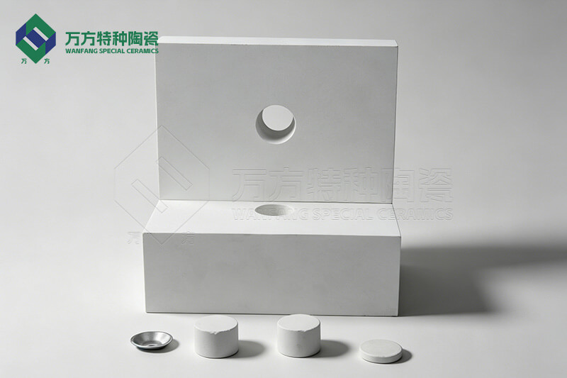 99耐磨陶瓷衬砖（焊接型）